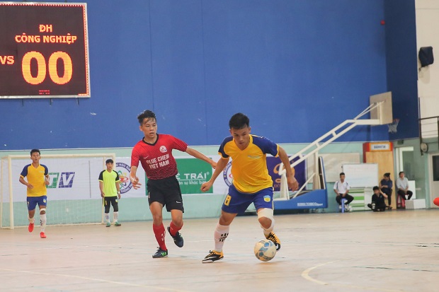 Futsal-sinh-vien-tphcm-hutech-2017