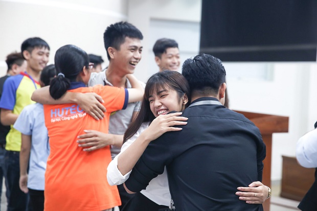 Thủ lĩnh K17 nô nức trang bị thêm các kỹ năng mới 76