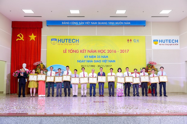 HUTECH long trọng tổ chức Lễ tổng kết năm học 2016-2017 và kỷ niệm ngày Nhà giáo Việt Nam 166