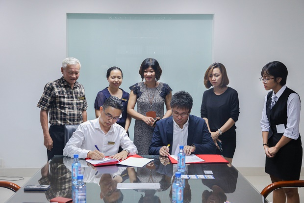 HUTECH ký kết thỏa thuận hợp tác cùng Cty TNHH TOTO Việt Nam 16