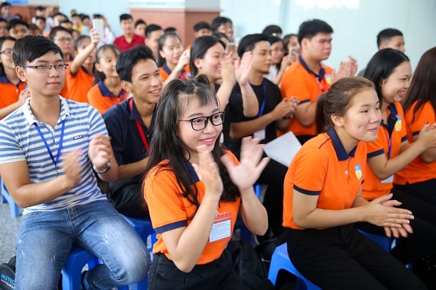 ELC Vietnam trao học bổng “khủng” 4,5 tỉ nhân dịp khánh thành 52