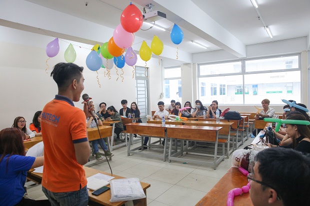 [Bộ ảnh] – Kỳ Sinh hoạt Lớp ấn tượng của K15 62