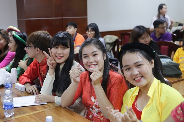 Sinh viên Hàn Quốc học trình diễn Áo dài truyền thống làm nức lòng bạn bè “xứ sở kim chi” 34