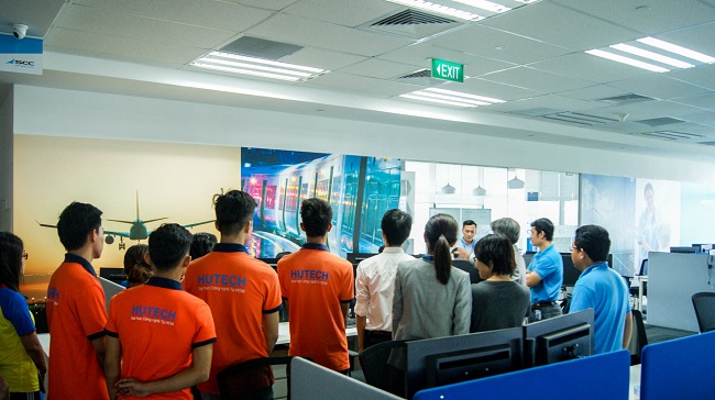 Sinh viên Khoa Công nghệ thông tin tham quan thực tế tại công ty SCC Việt Nam 36