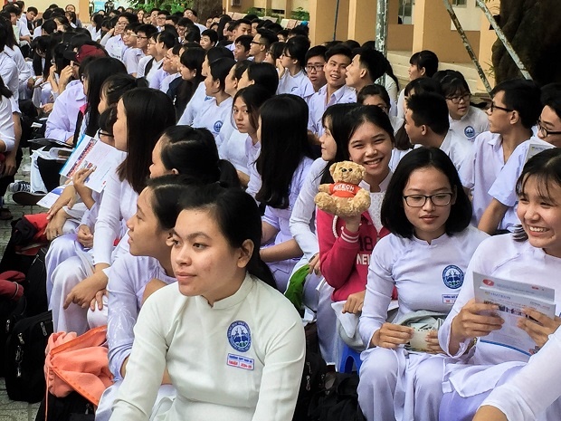 HUTECH và học sinh THPT ở Đồng Nai “Cùng chọn nghề cho tương lai” 54