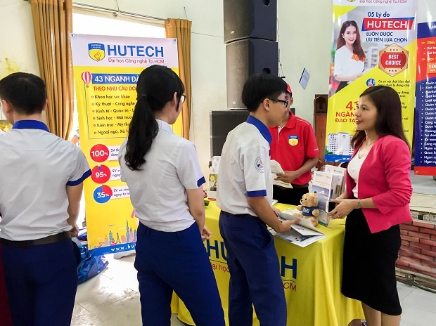 HUTECH và học sinh THPT ở Đồng Nai “Cùng chọn nghề cho tương lai” 63