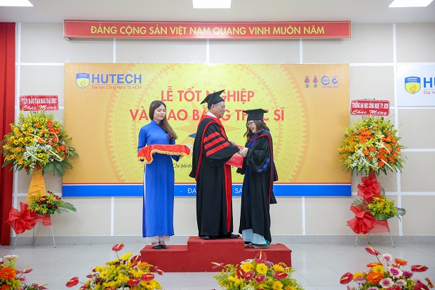 HUTECH trao bằng tốt nghiệp cho 194 tân Thạc sĩ 40