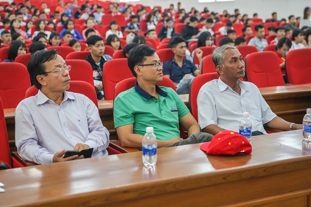 HUTECH đón tiếp đoàn học sinh Trường THPT Phú Tâm - tỉnh Sóc Trăng tham quan 47