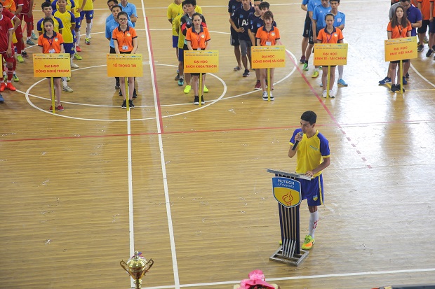 16 trường Đại học chính thức tranh tài tại “Futsal Sinh viên HUTECH mở rộng” 30