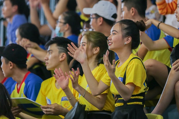 16 trường Đại học chính thức tranh tài tại “Futsal Sinh viên HUTECH mở rộng” 85