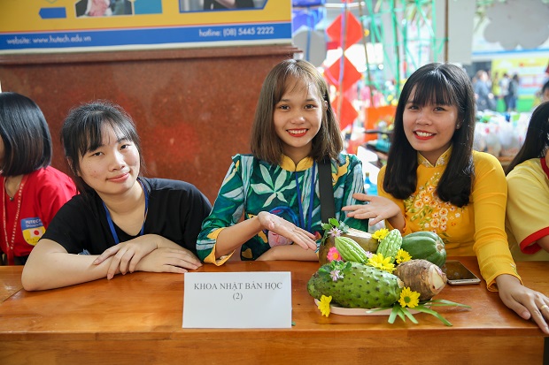 Viện công nghệ Việt - Nhật xuất sắc giành giải nhất cuộc thi làm mứt và trưng bày mâm ngũ quả 111