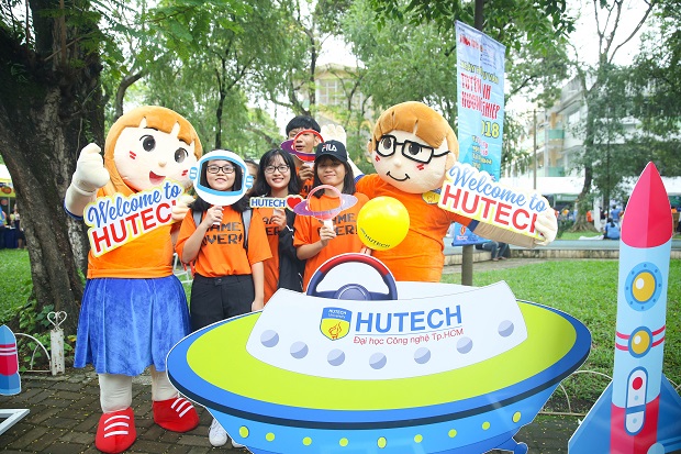“The Whole Brillant Sky” – The HUTECH’s Impression at The Festival  Admissions Advisory Day 2018 79