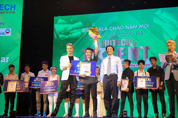 “Kiến trúc sư tương lai” Phan Đặng Trùng Dương chiến thắng HUTECH’s Talent 2017 78