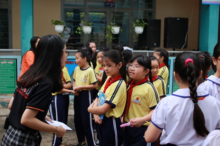 C.E.T mang “Xuân yêu thương” đến với các em học sinh trường Tiểu học Tân Thuận 22