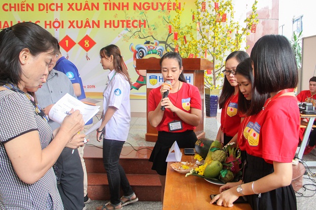 Viện công nghệ Việt - Nhật xuất sắc giành giải nhất cuộc thi làm mứt và trưng bày mâm ngũ quả 129