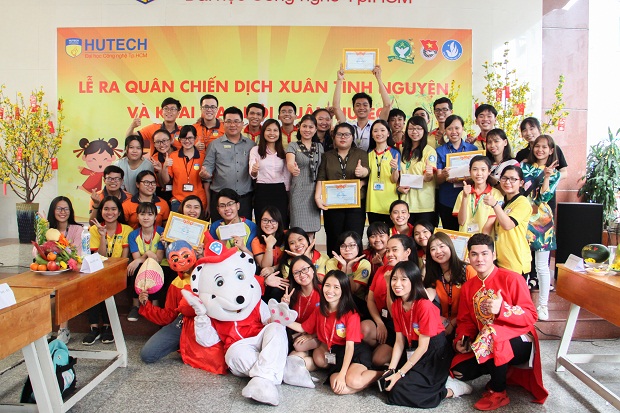 Viện công nghệ Việt - Nhật xuất sắc giành giải nhất cuộc thi làm mứt và trưng bày mâm ngũ quả 139