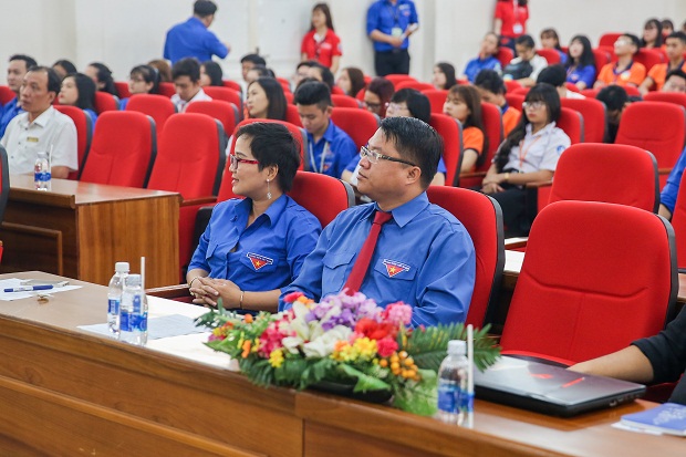 Đại học HUTECH tổ chức Mitting kỷ niệm 87 năm ngày thành lập Đoàn TNCS Hồ Chí Minh 16