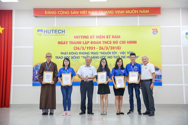 Đại học HUTECH tổ chức Mitting kỷ niệm 87 năm ngày thành lập Đoàn TNCS Hồ Chí Minh 83