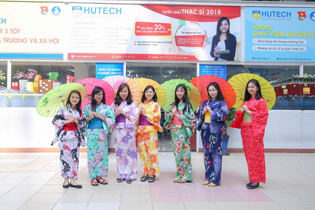 Sinh viên HUTECH hào hứng mặc thử trang phục truyền thống Nhật Bản 41