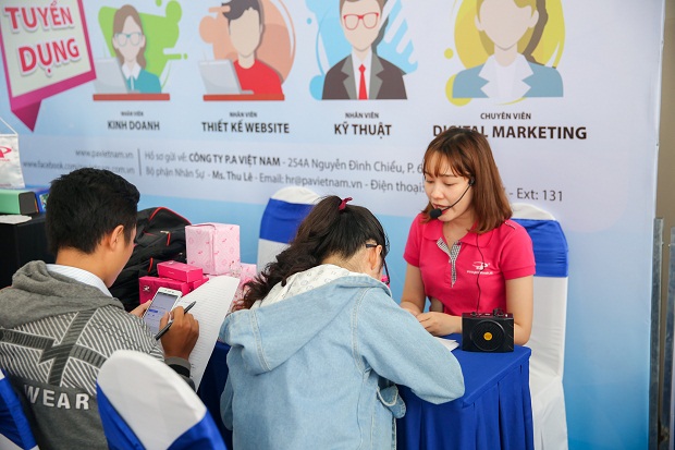 Thousands of open positions at the 2018 HUTECH Job and Business Connection Day 91