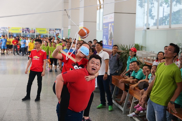 The great success of the 2018 Faculty and Staff Sports Fest: Connecting the strength of the HUTECH Family 120
