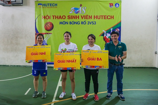 The great success of the 2018 Faculty and Staff Sports Fest: Connecting the strength of the HUTECH Family 64