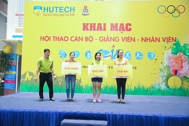 The opening ceremony of HUTECH Faculty and Staff Sports Fest 50