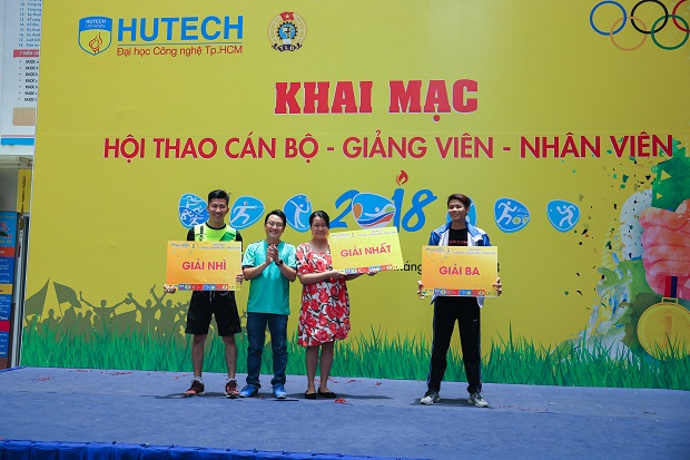 The opening ceremony of HUTECH Faculty and Staff Sports Fest 56