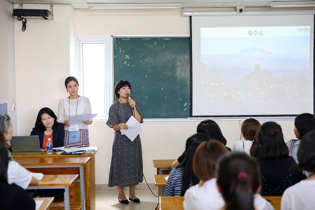 Đoàn Giáo sư và Học viên cao học Đại học Seoul thăm và thực tập tại HUTECH 49