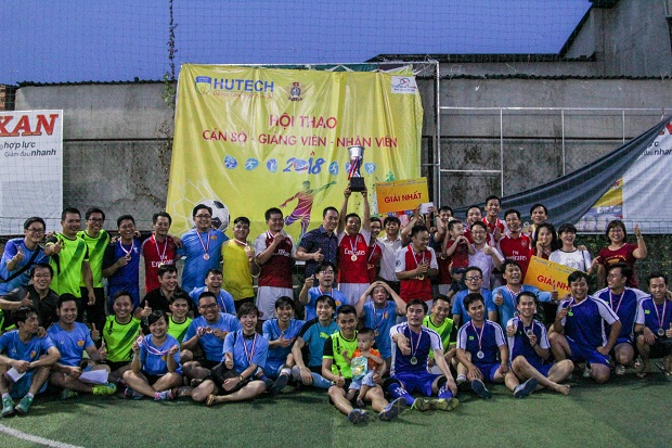 The great success of the 2018 Faculty and Staff Sports Fest: Connecting the strength of the HUTECH Family 144