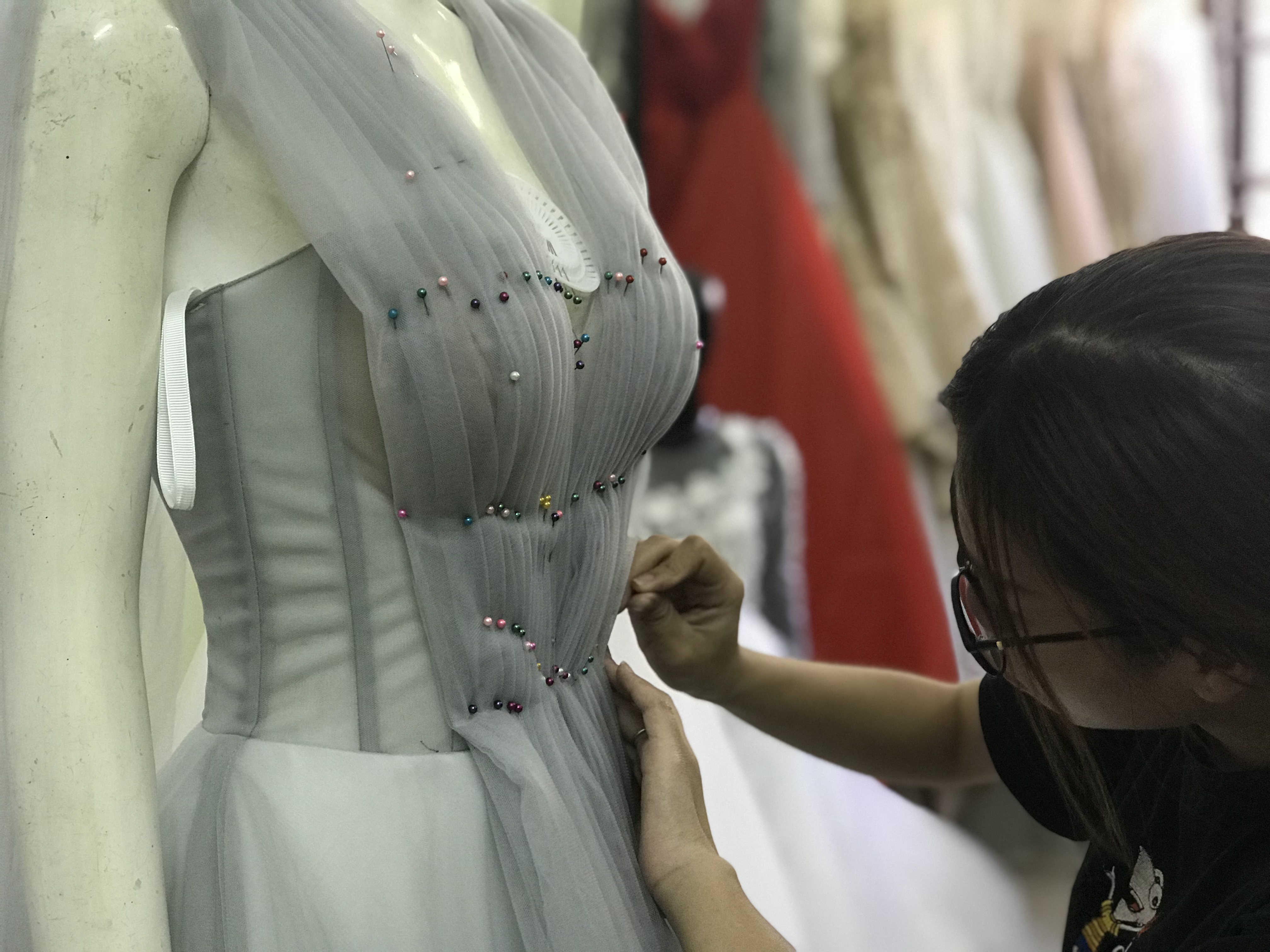 Nhà thiết kế Việt duy nhất tham gia Wedding Fashion show 2018 nói gì về chuyện nghề? 51