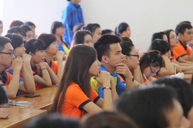 HUTECH sẽ tiếp nhận ý kiến phản hồi của Ban cán sự lớp về hoạt động đánh giá rèn luyện 10