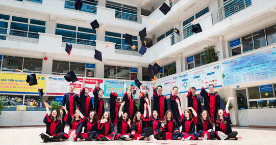 Tháng 06 – HUTECH rộn ràng Lễ tốt nghiệp của Sinh viên 10 Khoa, Viện, Trung tâm 16