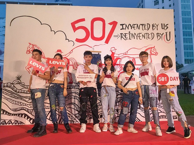 Sinh viên HUTECH chiến thắng cuộc thi Biến tấu quần jeans cùng Levi’s 7