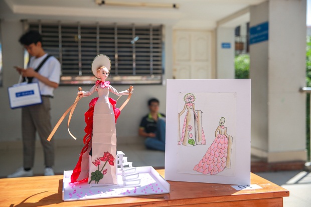 Colorful displays at the Final Round of the "Barbie Doll Fashion Design" Contest 117
