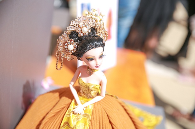 “Rực rỡ” vòng Chung kết cuộc thi “Thiết kế thời trang búp bê Barbie” 136