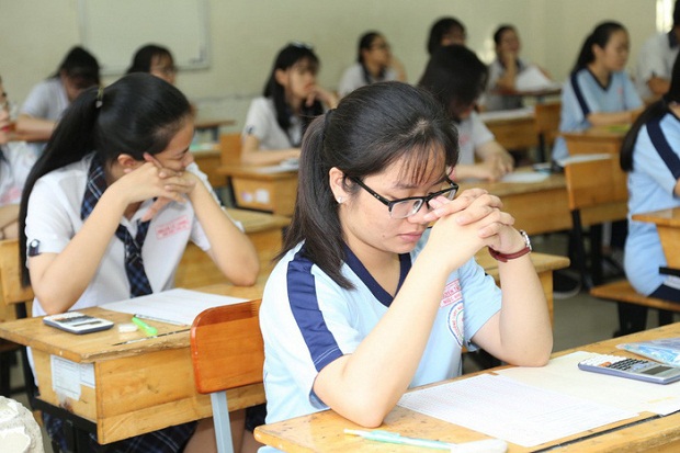 Gần 350.000 thí sinh thi môn khoa học tự nhiên THPT quốc gia 73