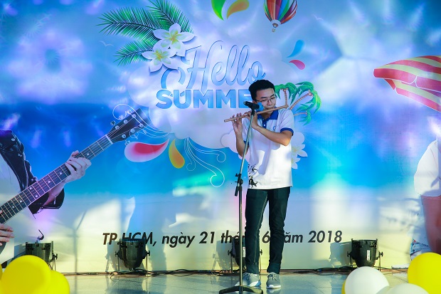 Gala Hello Summer – Nơi quy tụ các tài năng đam mê âm nhạc tại HUTECH 85