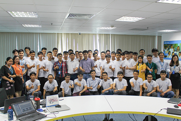 Sinh viên HUTECH tham gia khóa đào tạo IT Helpdesk tại Công ty CMC SI Sài Gòn 71