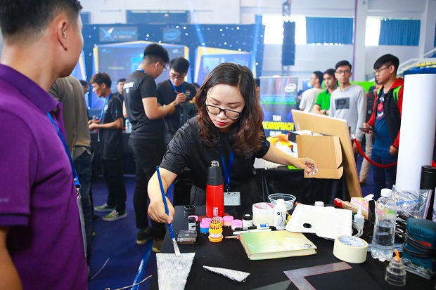 Nữ sinh viên HUTECH chiến thắng cuộc thi Expert Challenge – Extreme PC Master 46