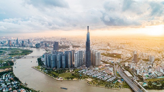 Nguy hiểm khi tìm view ”sống ảo” trên cầu Sài Gòn