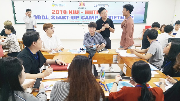 Sinh viên HUTECH tập huấn “Khởi nghiệp toàn cầu” cùng KIU (Hàn Quốc) 30