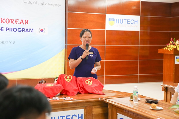 Sinh viên HUTECH mang văn hóa Việt đến với sinh viên ĐH Hankul (Hàn Quốc) 19