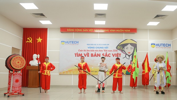 hutech-xet-tuyen-bo-sung-2018