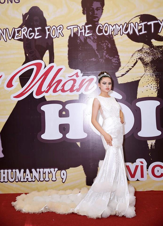 Nữ sinh Bình Phước 'nổi bần bật' ở cuộc thi Miss Hutech nhờ sắc vóc đẹp tựa người mẫu chuyên nghiệp 86