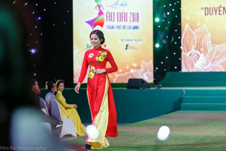 Nữ sinh Bình Phước 'nổi bần bật' ở cuộc thi Miss Hutech nhờ sắc vóc đẹp tựa người mẫu chuyên nghiệp 90