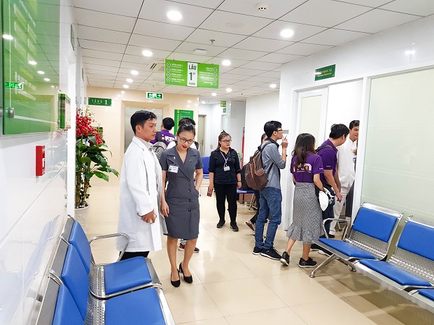 Sinh viên ngành Kiến trúc tìm hiểu về thiết kế công trình Bệnh viện Mắt quốc tế Hoàn Mỹ Sài Gòn 17