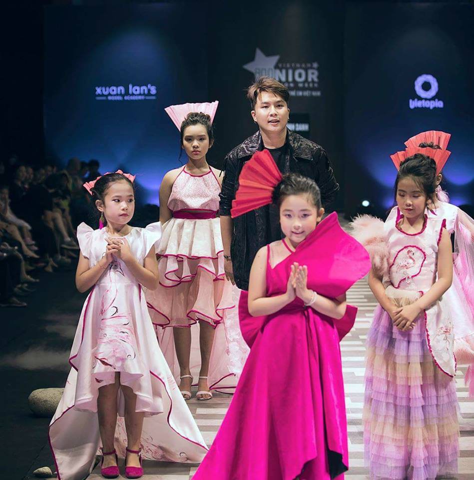 CLB người mẫu toàn gái xinh, trai 6 múi ở TPHCM 116