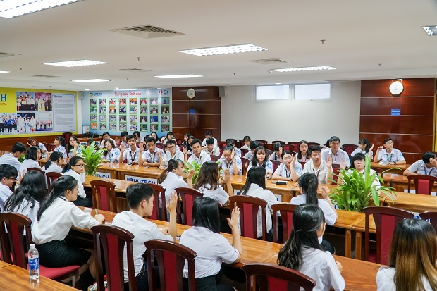 Hội sinh viên HUTECH tổ chức Hội nghị Đại biểu giữa nhiệm kỳ 2017 – 2019 48