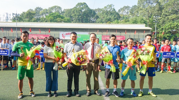 HUTECH tham gia thi đấu tại Giải bóng đá Báo chí – Giáo dục 2018 11